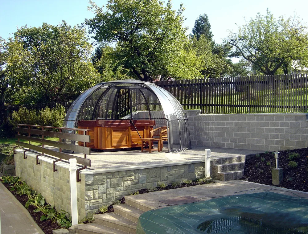 hot-tub-enclosure-spa-dome-orlando-by-alukov-20-jpeg.webp